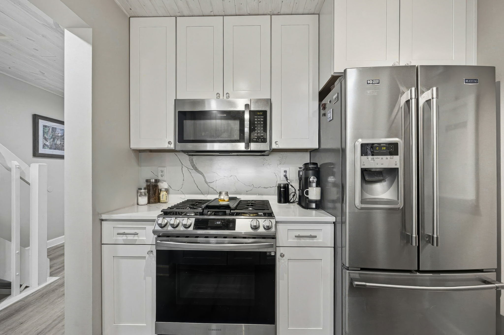 DJ.B. - 2522 Dahlia Way 60C, Columbus-12