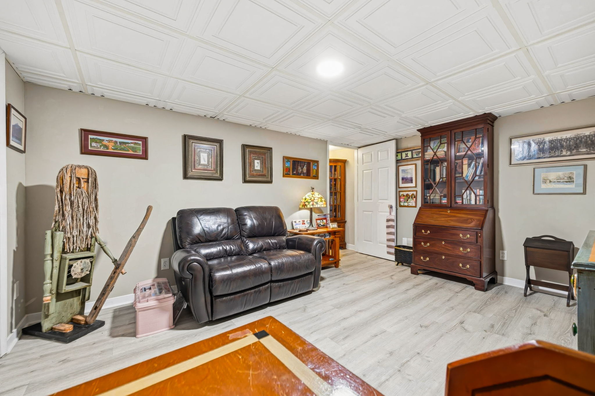 DJ.B. - 2522 Dahlia Way 60C, Columbus-27