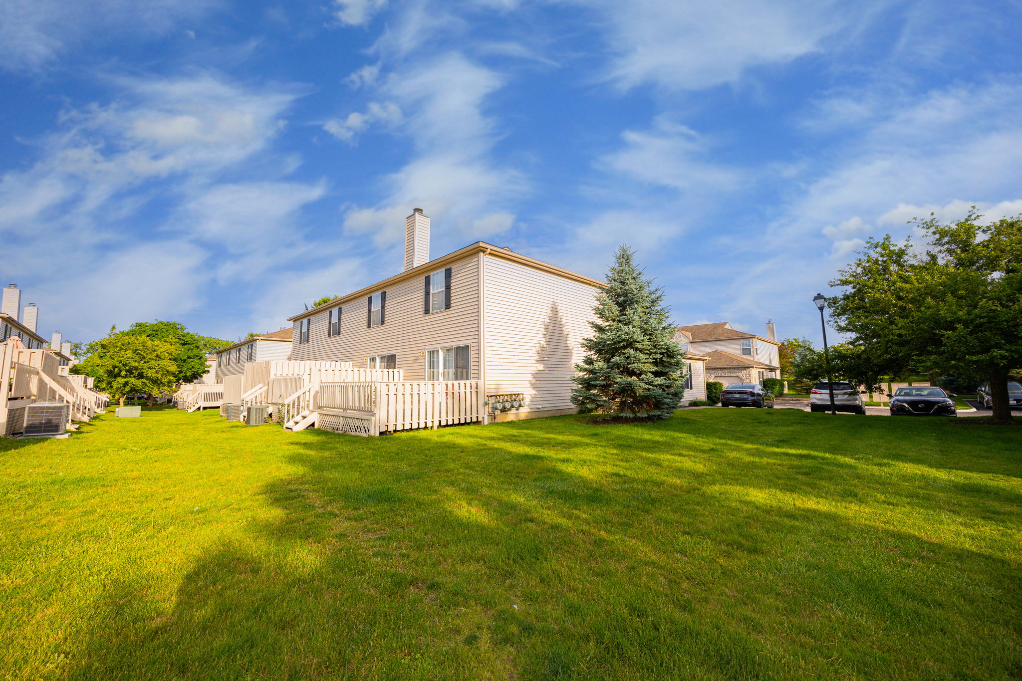 DJ.B. - 2522 Dahlia Way 60C, Columbus-33