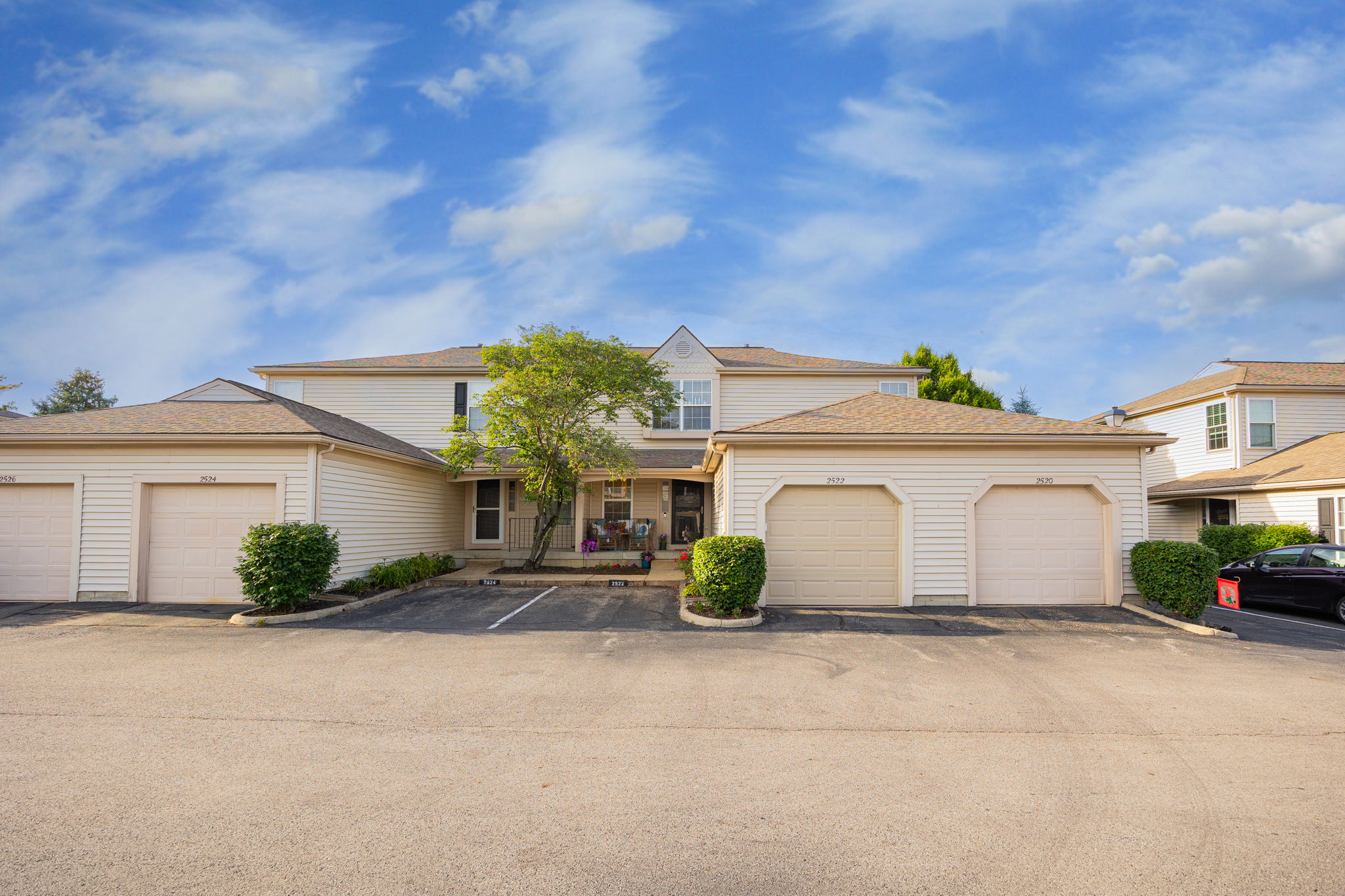 DJ.B. - 2522 Dahlia Way 60C, Columbus-34