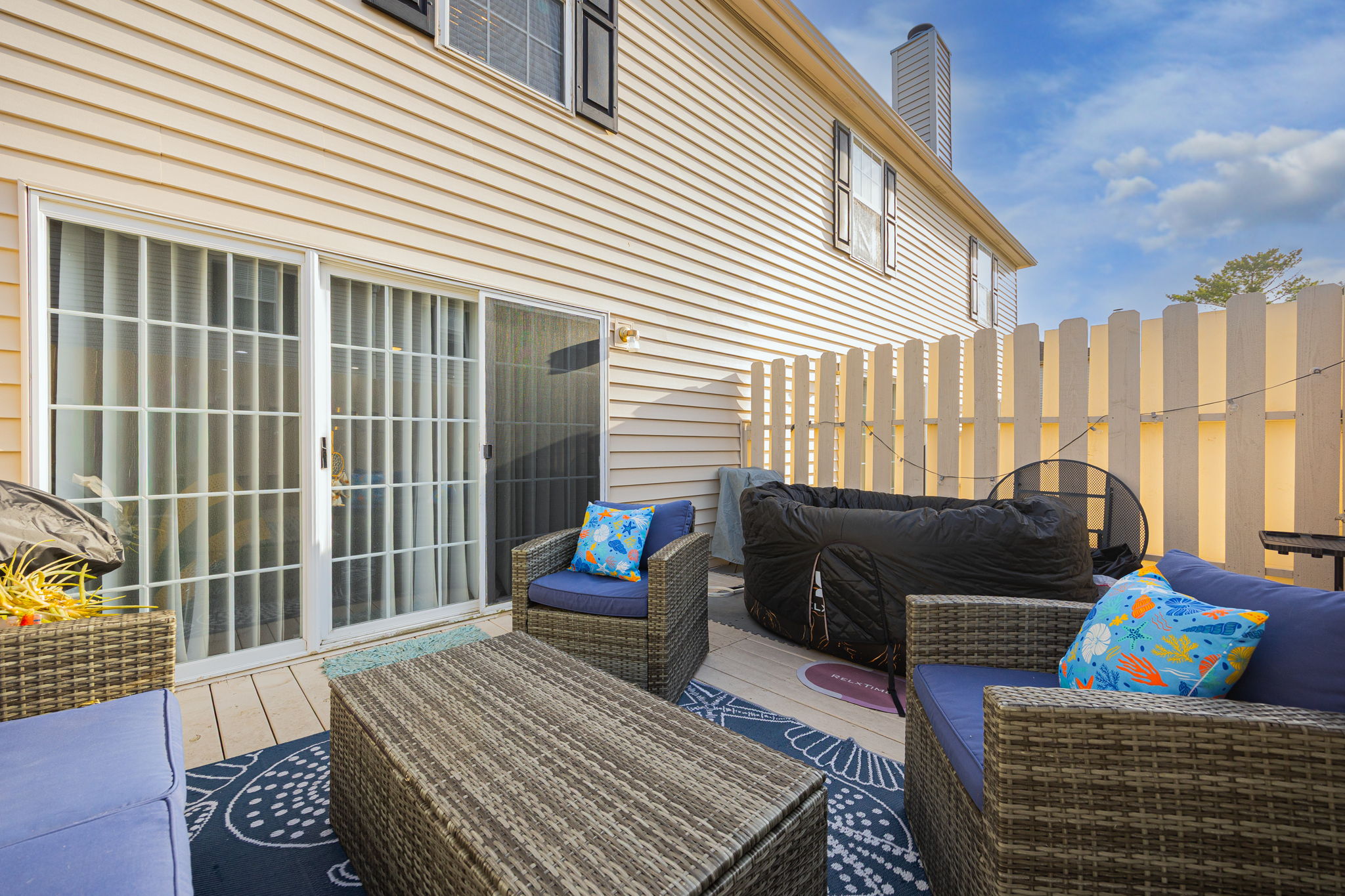 DJ.B. - 2522 Dahlia Way 60C, Columbus-41