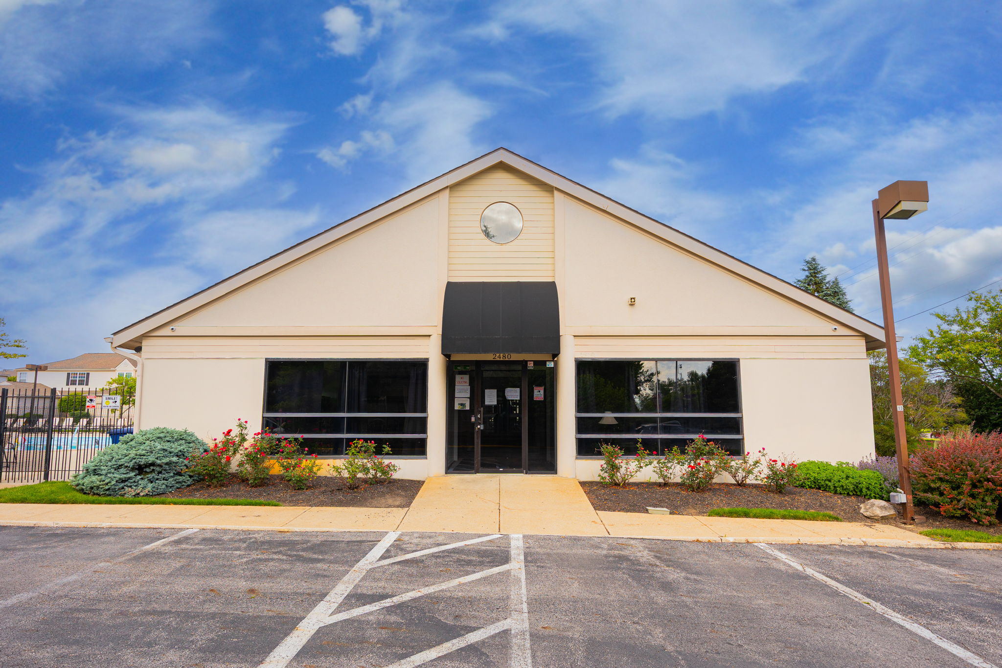 DJ.B. - 2522 Dahlia Way 60C, Columbus-56