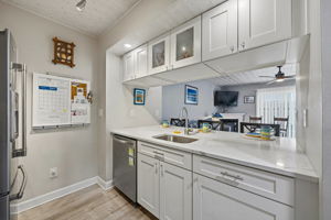 DJ.B. - 2522 Dahlia Way 60C, Columbus-10