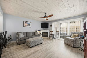 DJ.B. - 2522 Dahlia Way 60C, Columbus-15