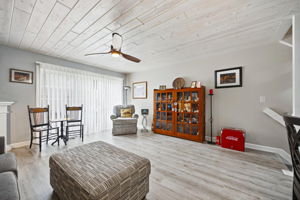 DJ.B. - 2522 Dahlia Way 60C, Columbus-16