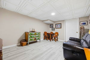 DJ.B. - 2522 Dahlia Way 60C, Columbus-25