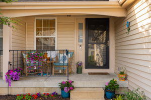 DJ.B. - 2522 Dahlia Way 60C, Columbus-36