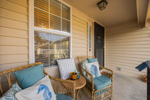 DJ.B. - 2522 Dahlia Way 60C, Columbus-39