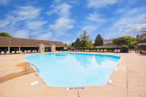 DJ.B. - 2522 Dahlia Way 60C, Columbus-46