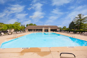 DJ.B. - 2522 Dahlia Way 60C, Columbus-47