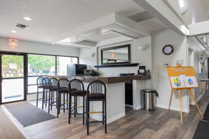 DJ.B. - 2522 Dahlia Way 60C, Columbus-53