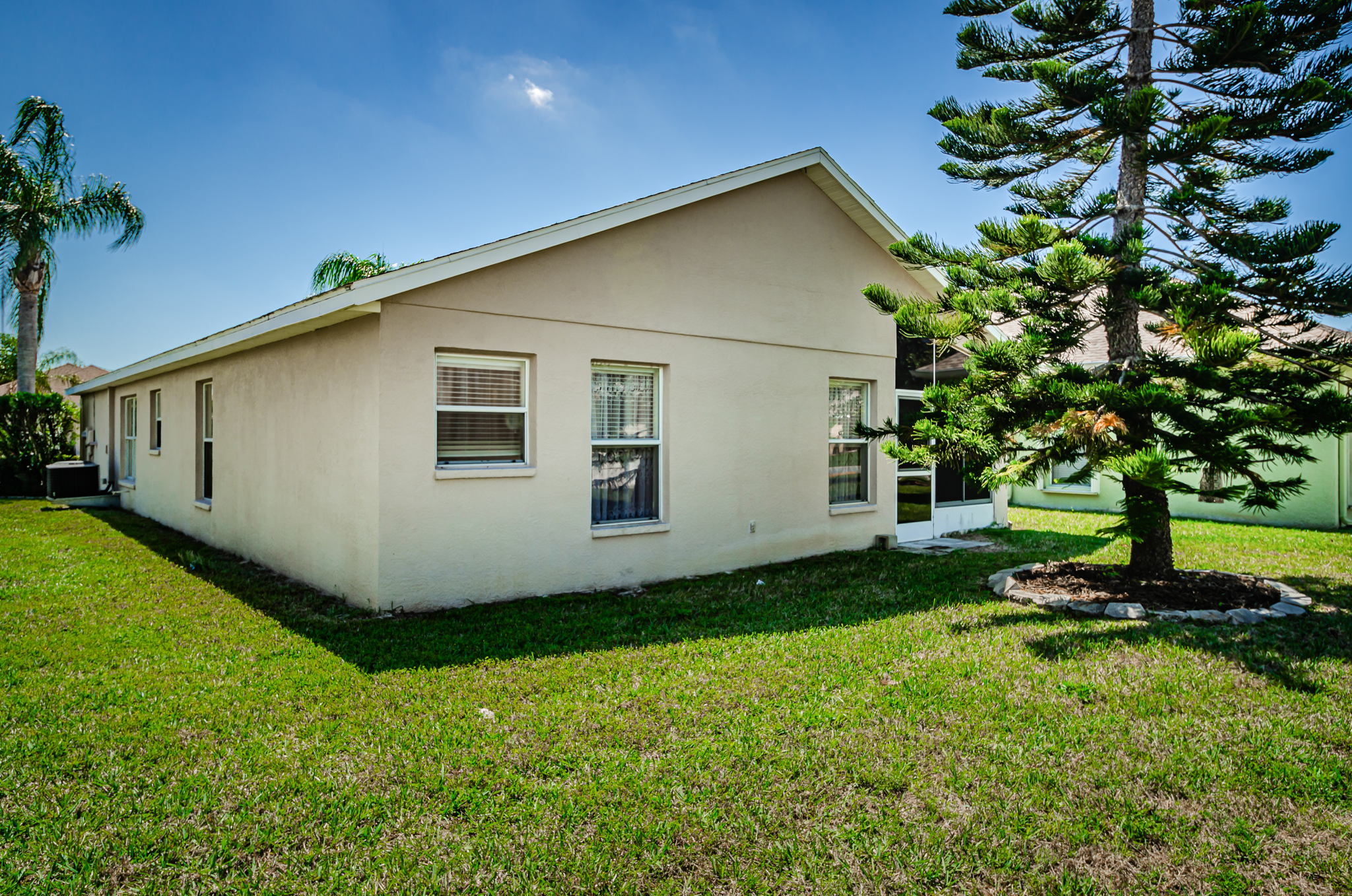 Back Exterior 1B