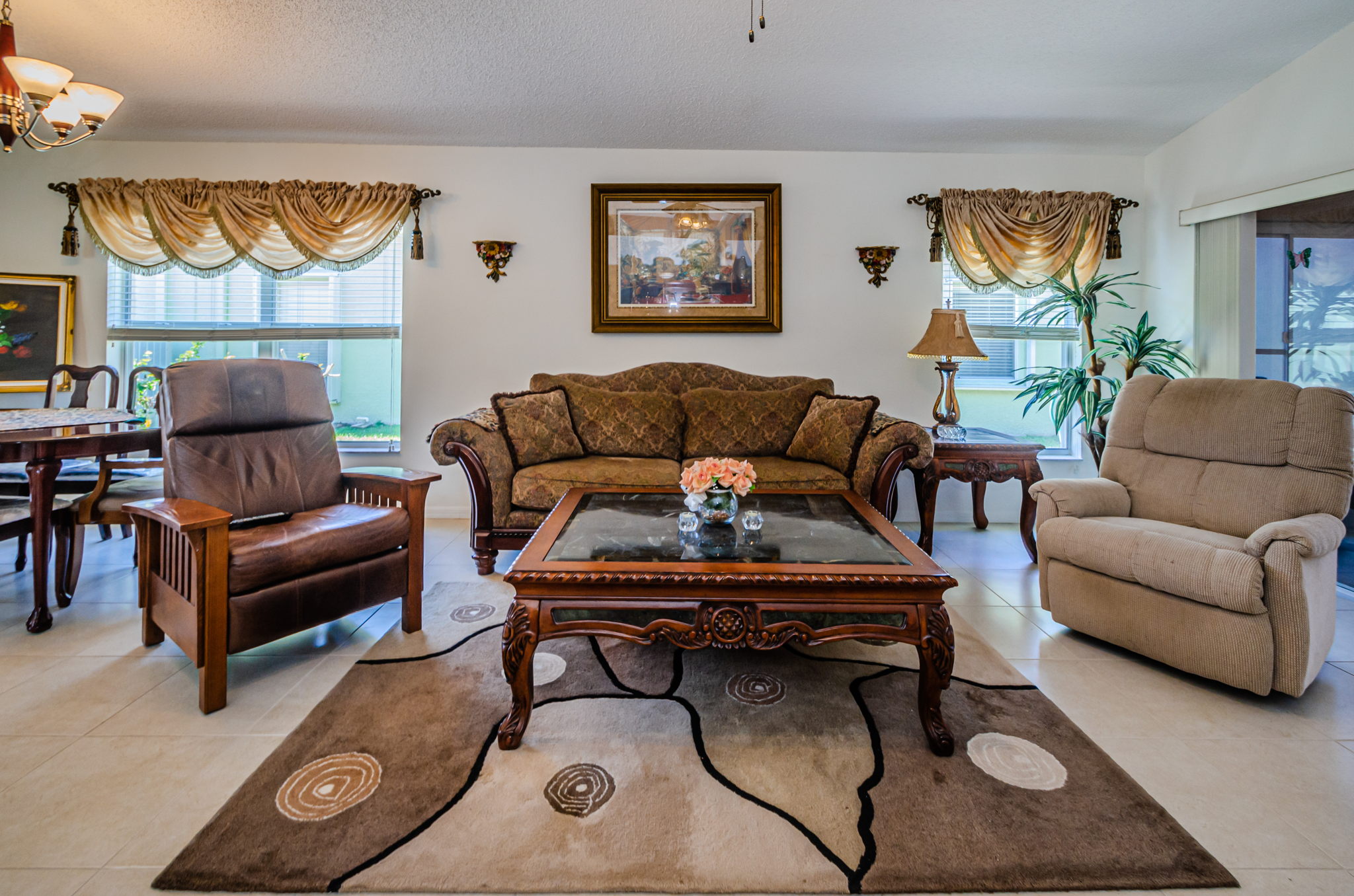 Living Room 1E