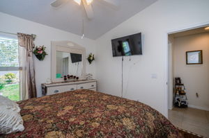 Bedroom 1B