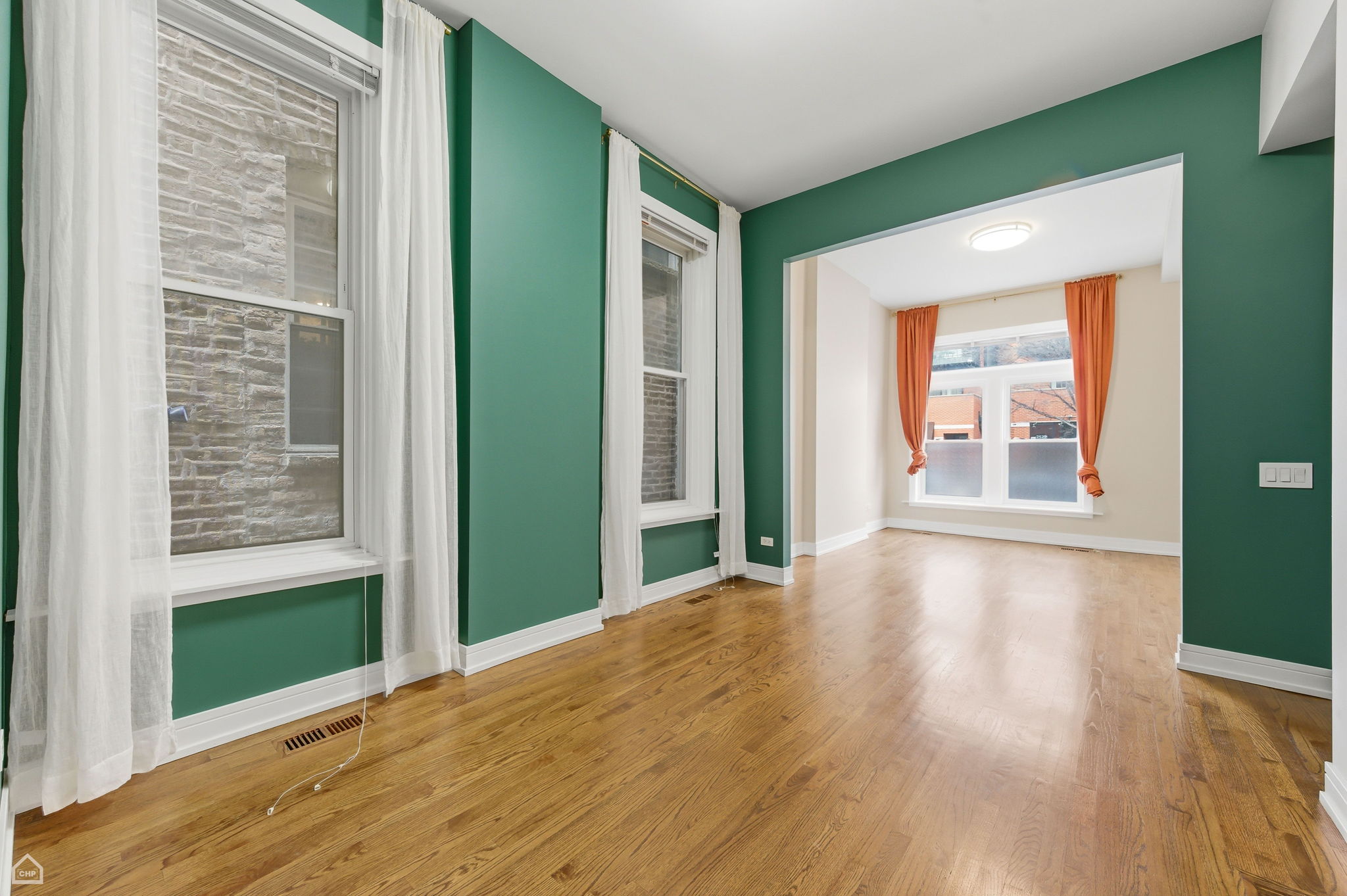 2523 W Chicago Ave - Brady Miller_004