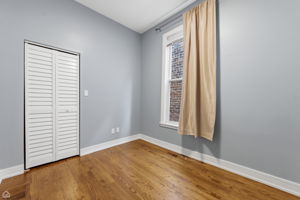 2523 W Chicago Ave 2 - Brady Miller_013