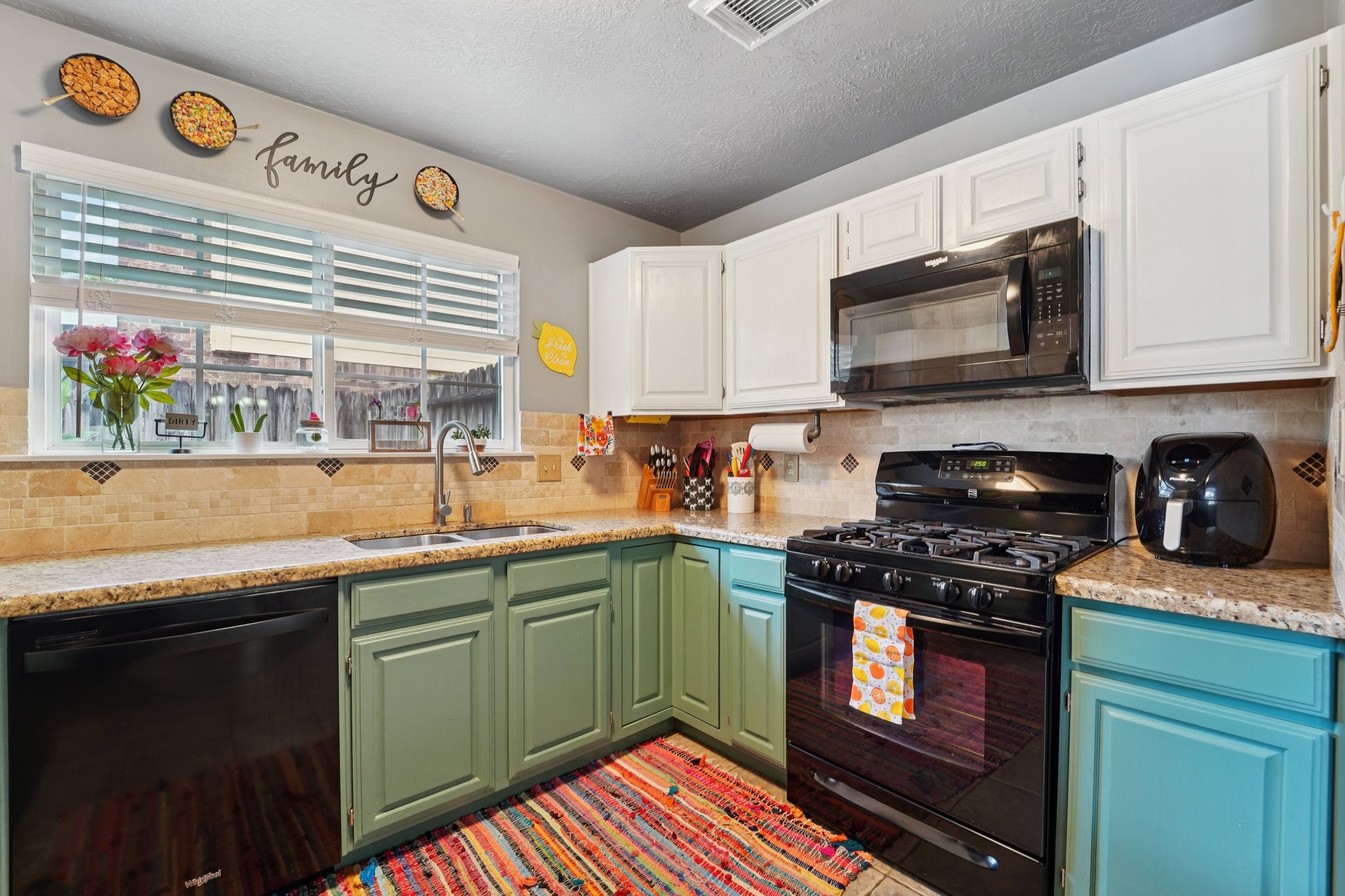 Sawyer Dr-S1508-018.jpg