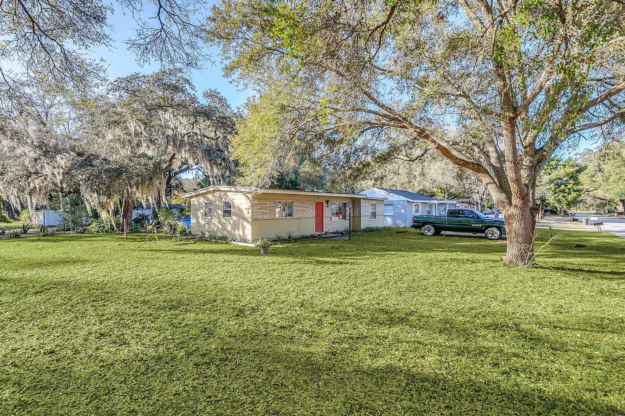 2524 Yale Ave, Sanford, FL 32773, USA Photo 2