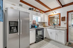 2524 Yale Ave, Sanford, FL 32773, USA Photo 5