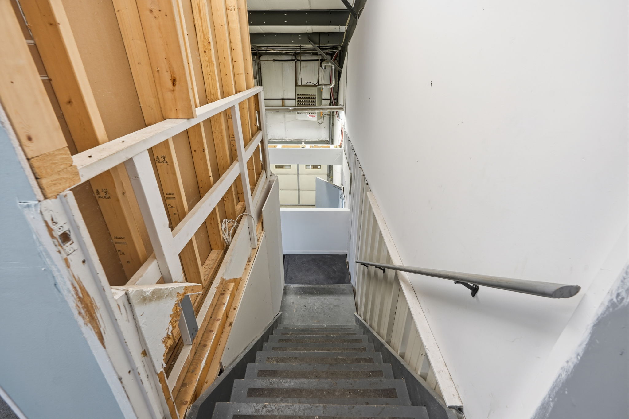  Photo 33