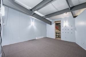  Photo 34