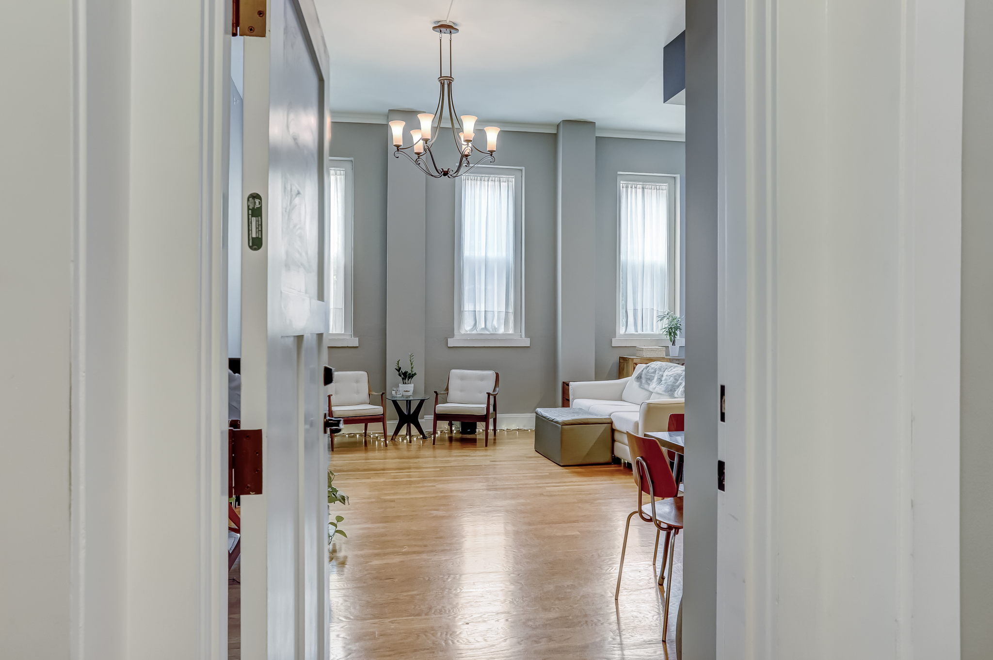 Welcome to 2525 College Street, Unit 1105
