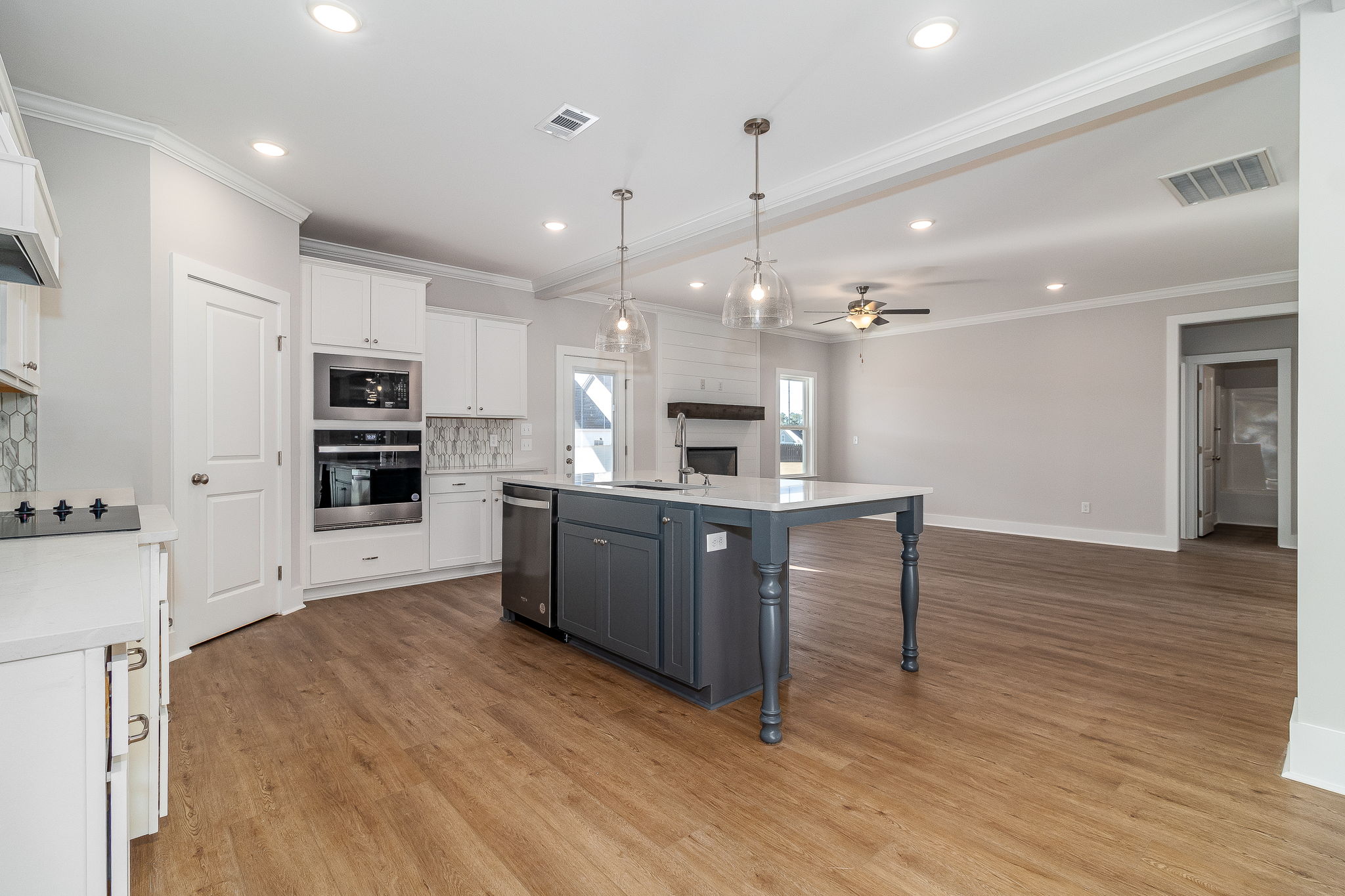 Kitchen/Living Room