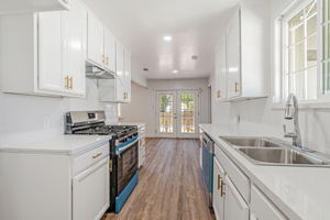 011_ 2525 Montclair