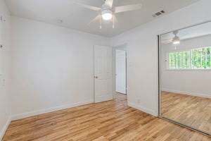 014_ 2525 Montclair