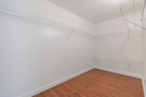 021_ 2525 Montclair