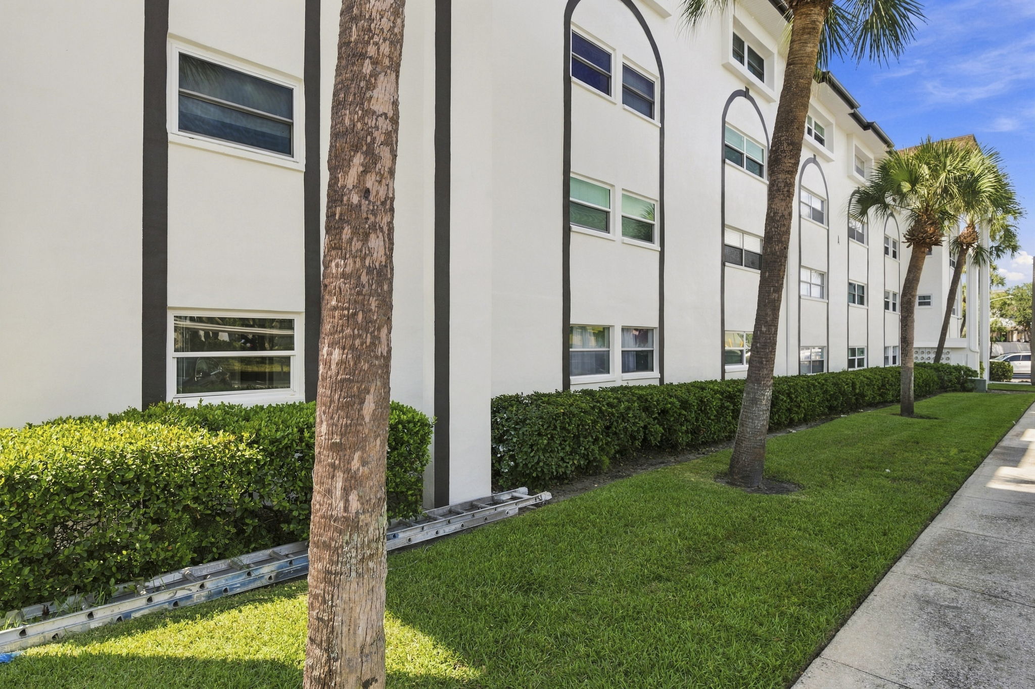 Exteriors (4)