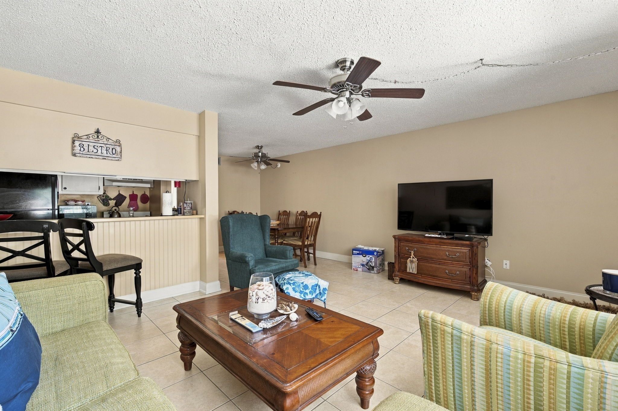 Interiors (4)