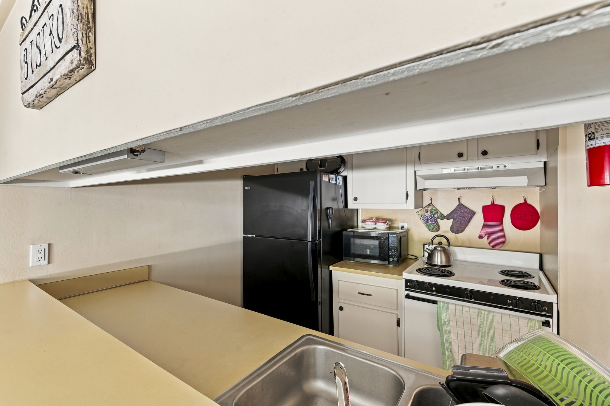 Interiors (7)