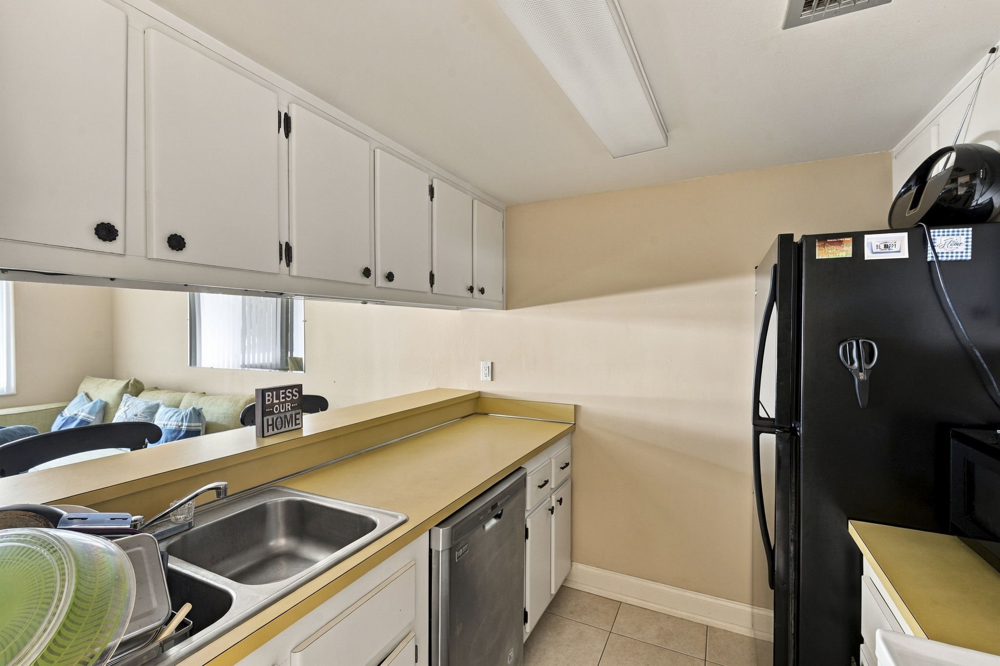 Interiors (9)