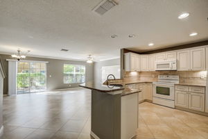 Bayside Pointe Ln-004