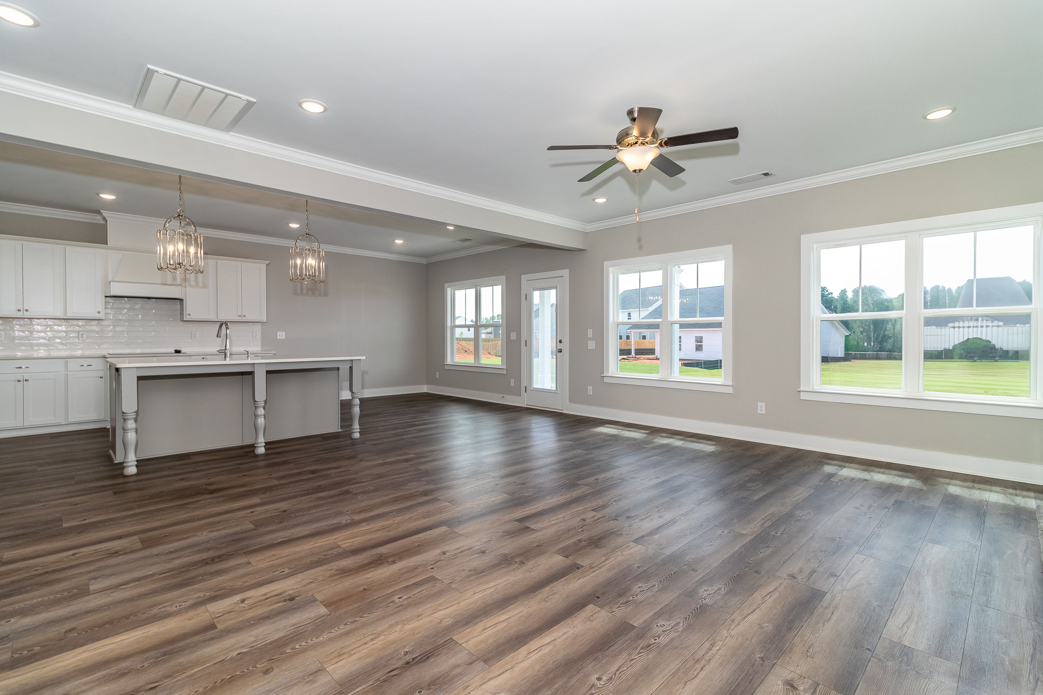 Living Room/Kitchen