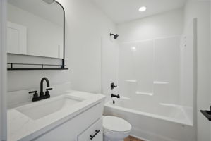  Photo 23