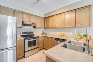  253 Marilyn St, Shelburne, ON L0N 1S2, US Photo 18