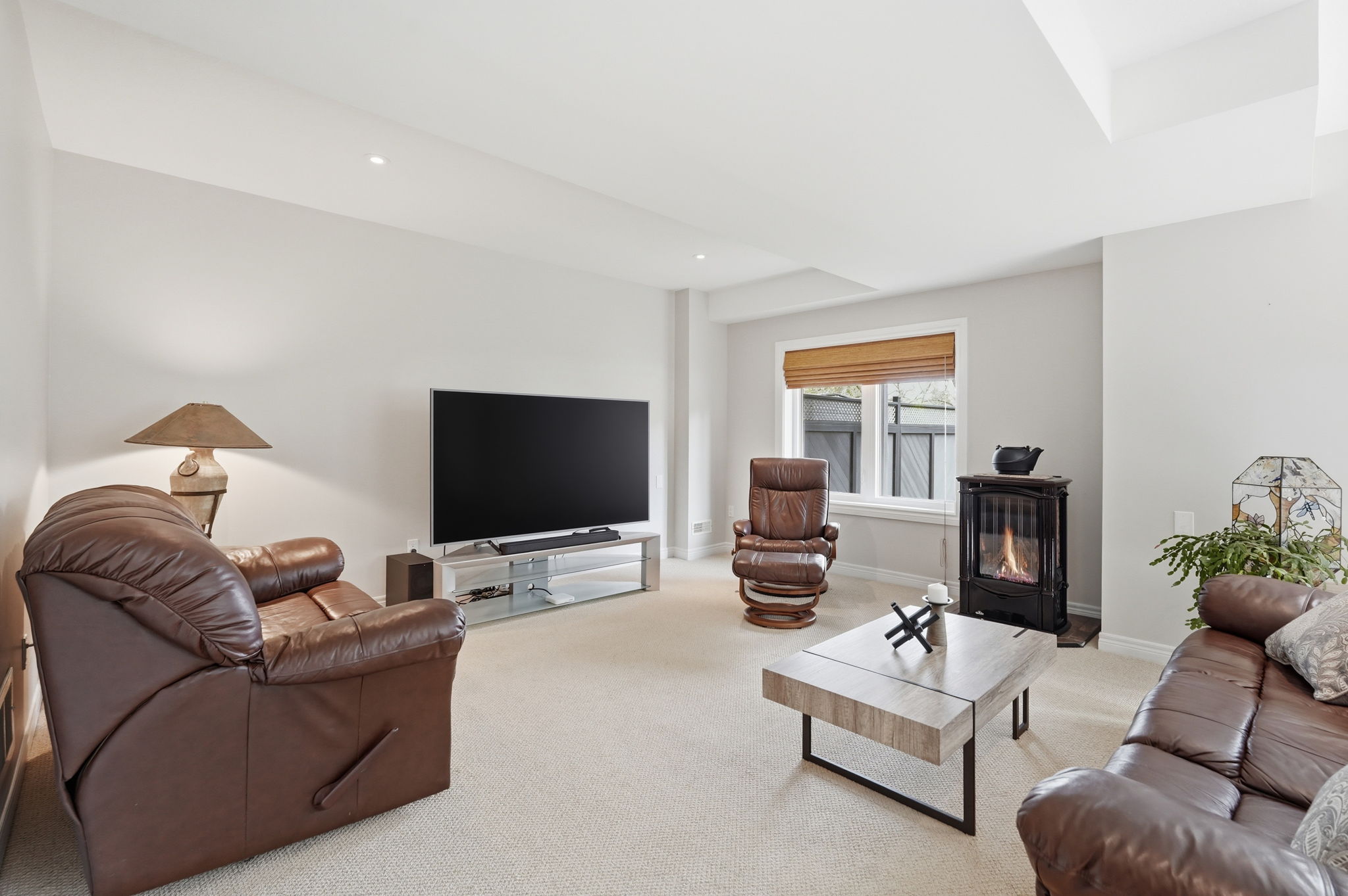 40_Stacey Winn_253 Millview Ct