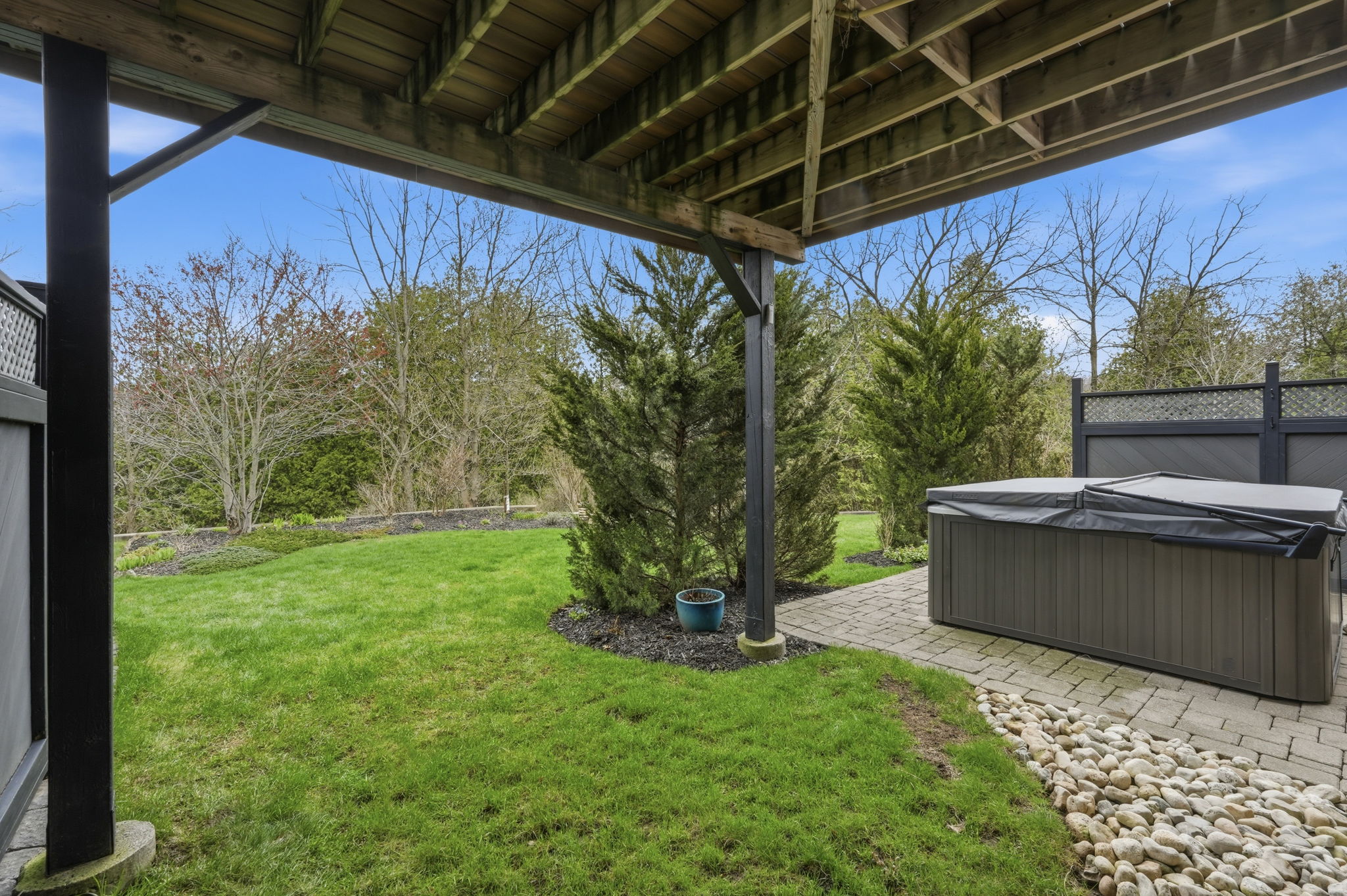 76_Stacey Winn_253 Millview Ct