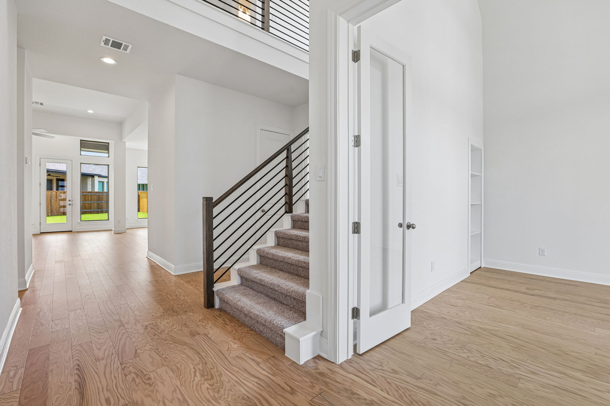 253 Prickly Poppy Lp-S1706-012