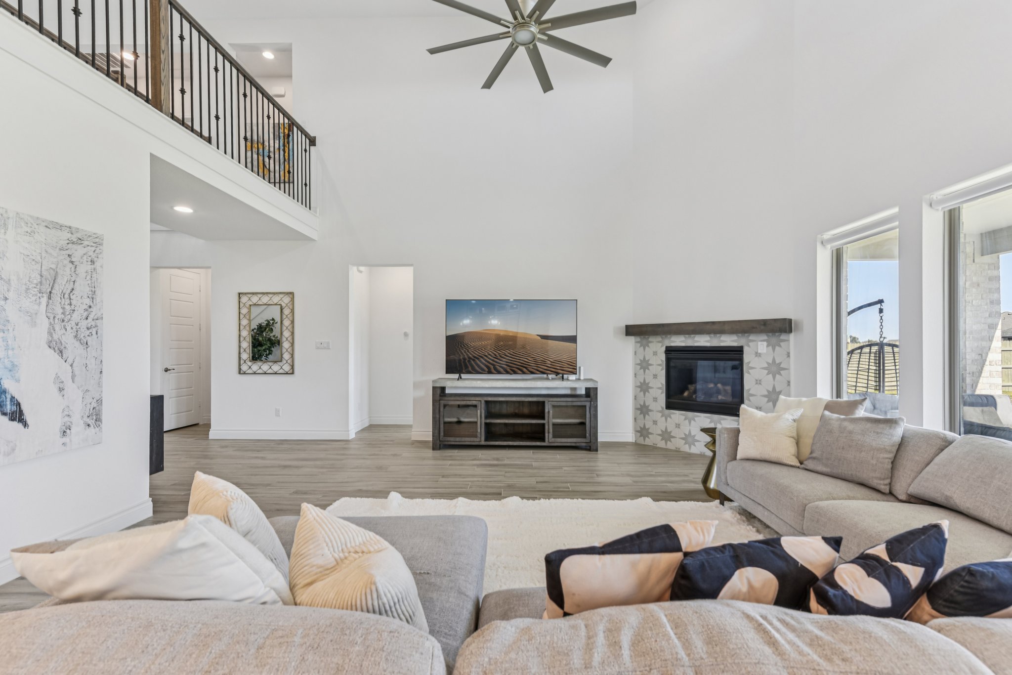 Rosetta Loop-L2310-010.jpg