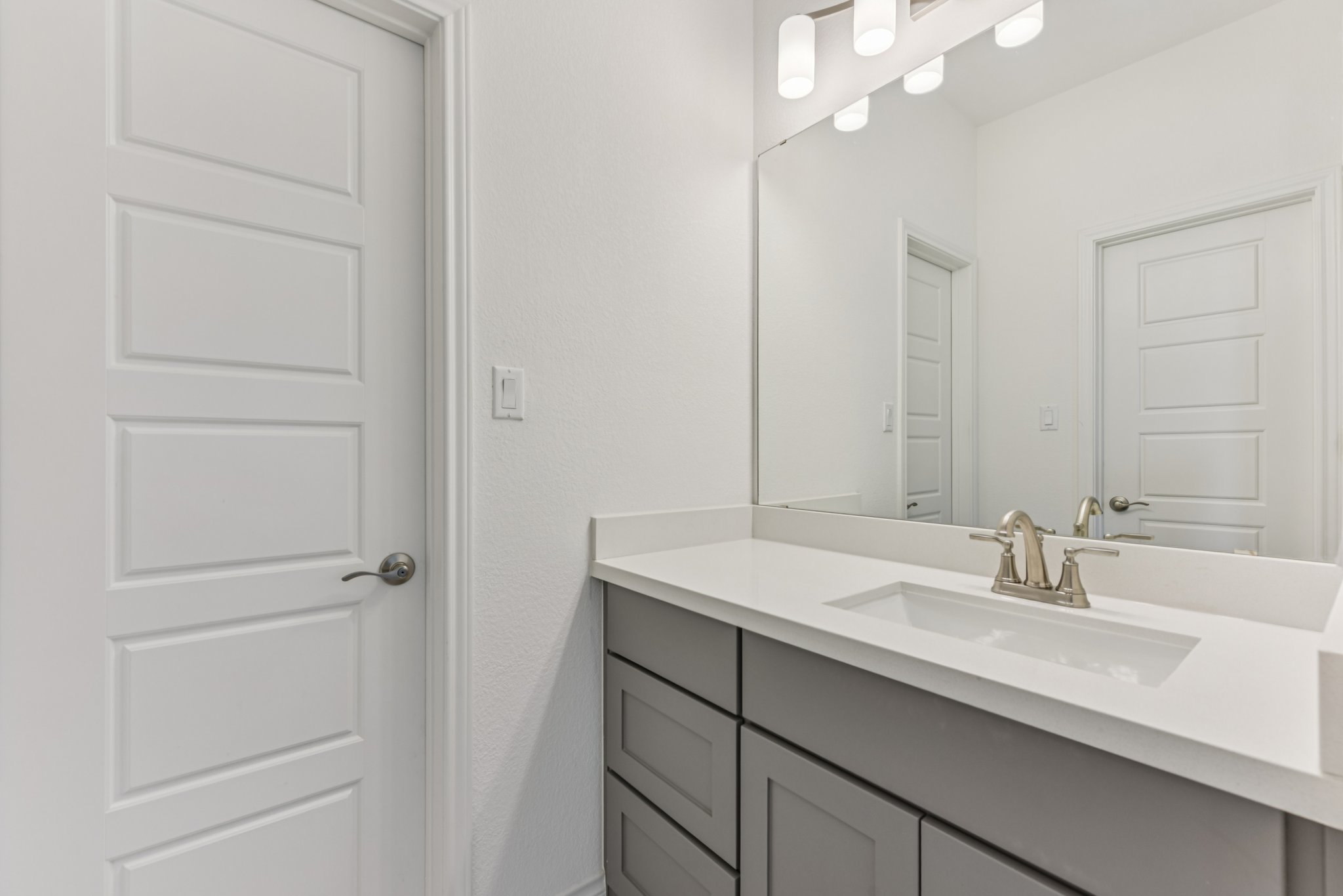 Rosetta Loop-L2310-040.jpg