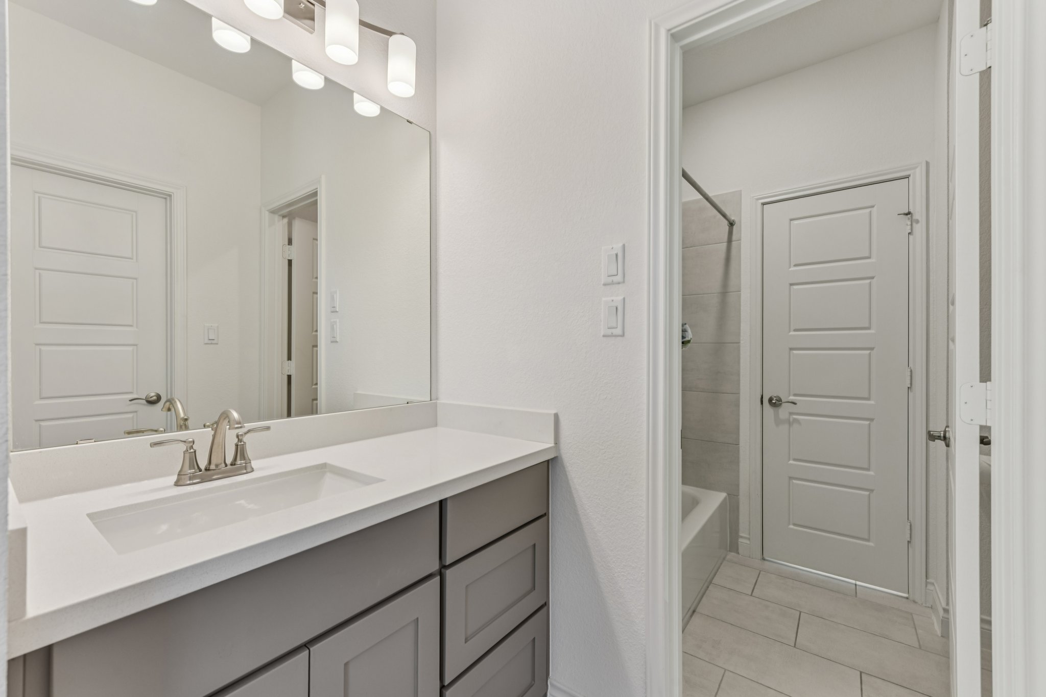 Rosetta Loop-L2310-048.jpg