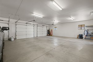  Photo 49