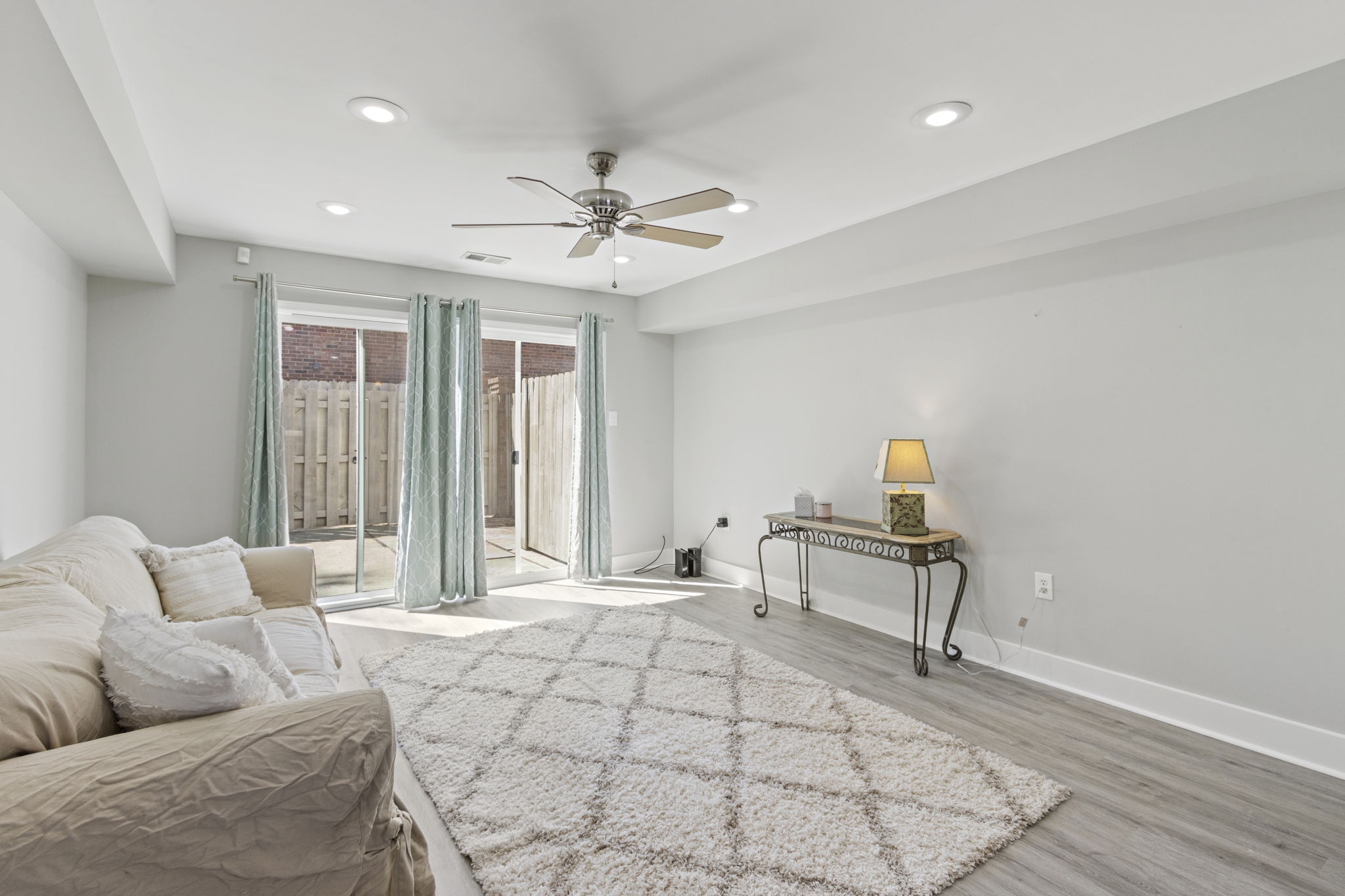 2530 E North St, Greenville, SC 29615, USA Photo 3