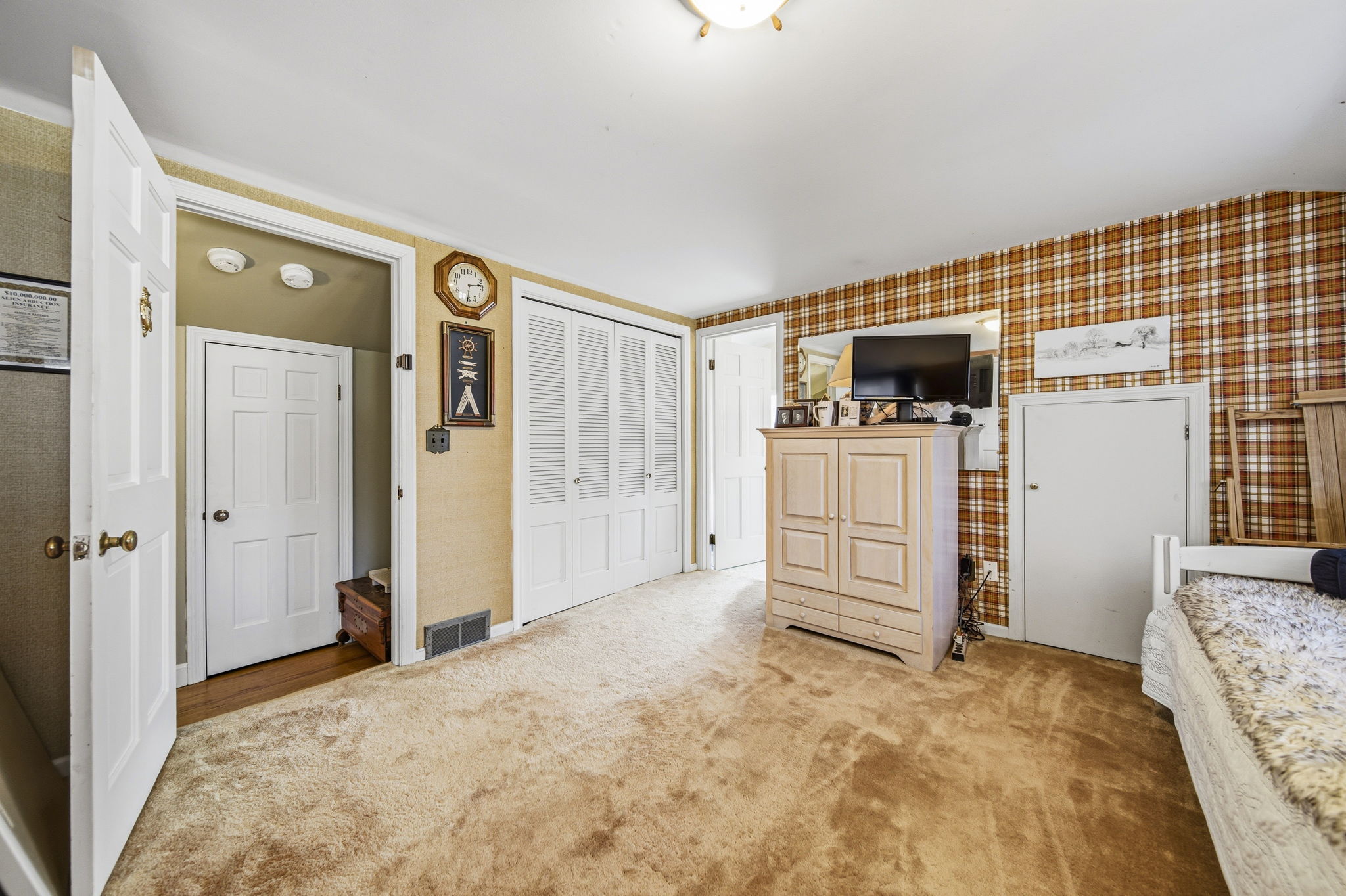25301 Wolf Rd, Bay Village, OH 44140 | CC MEDIA LLC