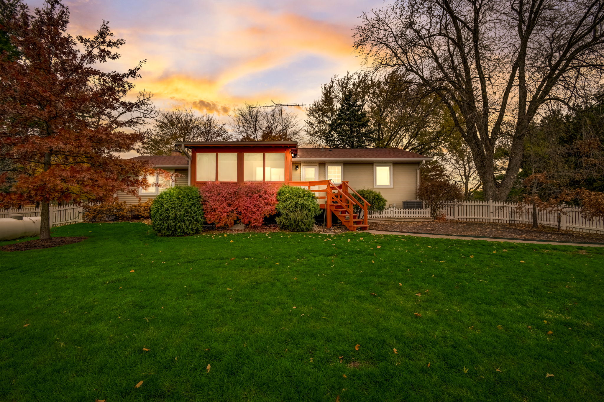 25303 Kishwaukee Valley Rd, Marengo, IL 60152 ShowingTime+ Listing