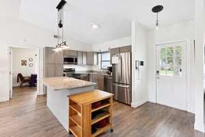 Ludlow St-S0107-011.jpg