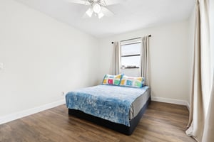 Ludlow St-S0107-025.jpg